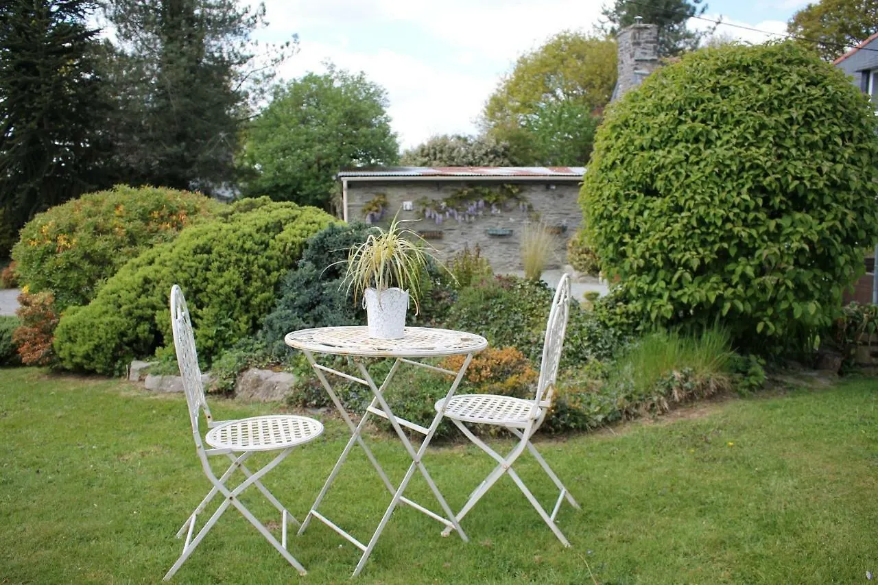 Emilie Gite Mael-Carhaix Holiday home
